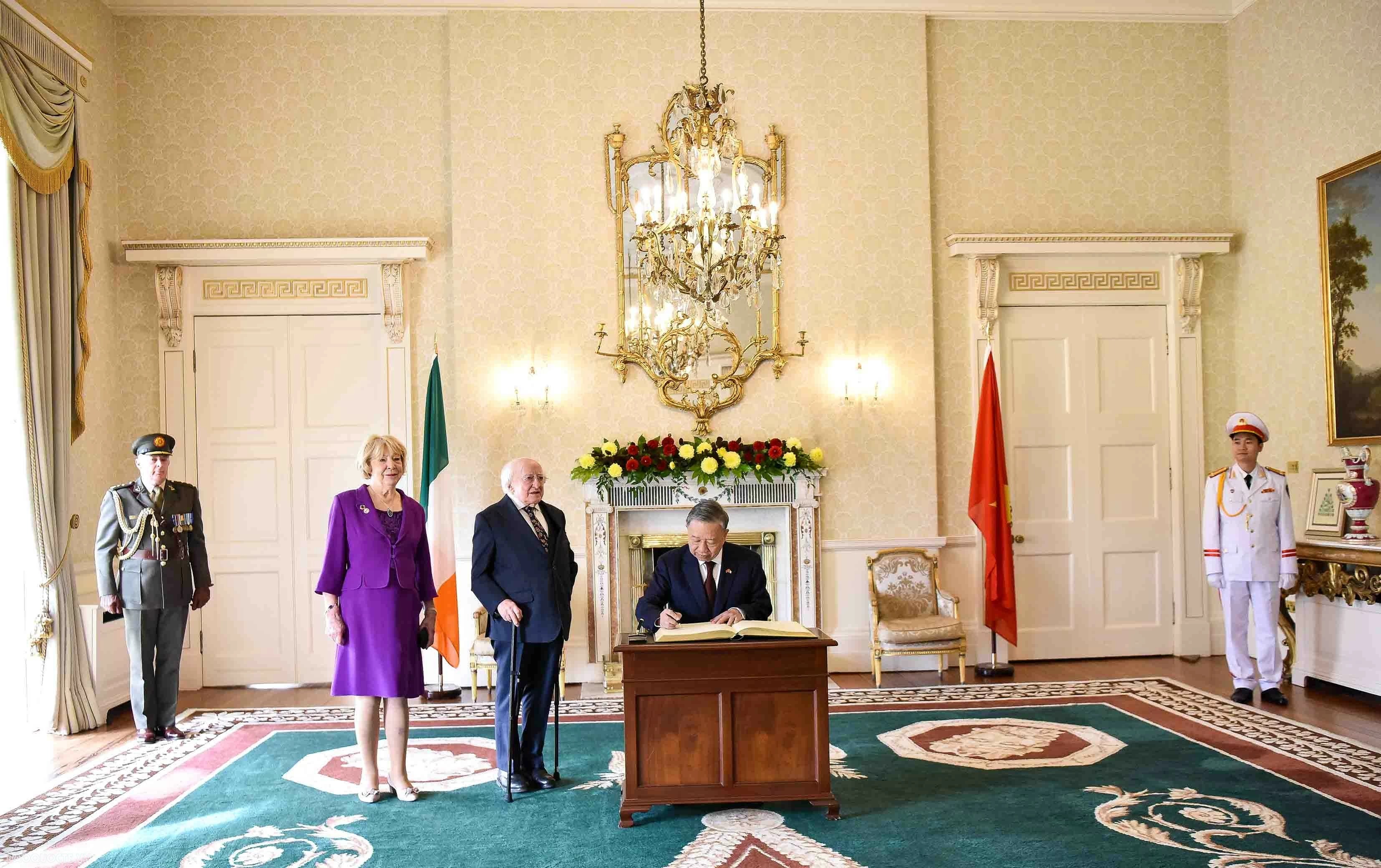 Lễ đón chính thức Tổng Bí thư, Chủ tịch nước Tô Lâm tại thủ đô Dublin, Ireland Lễ đón chính thức Tổng Bí thư, Chủ tịch nước Tô Lâm tại thủ đô Dublin, Ireland