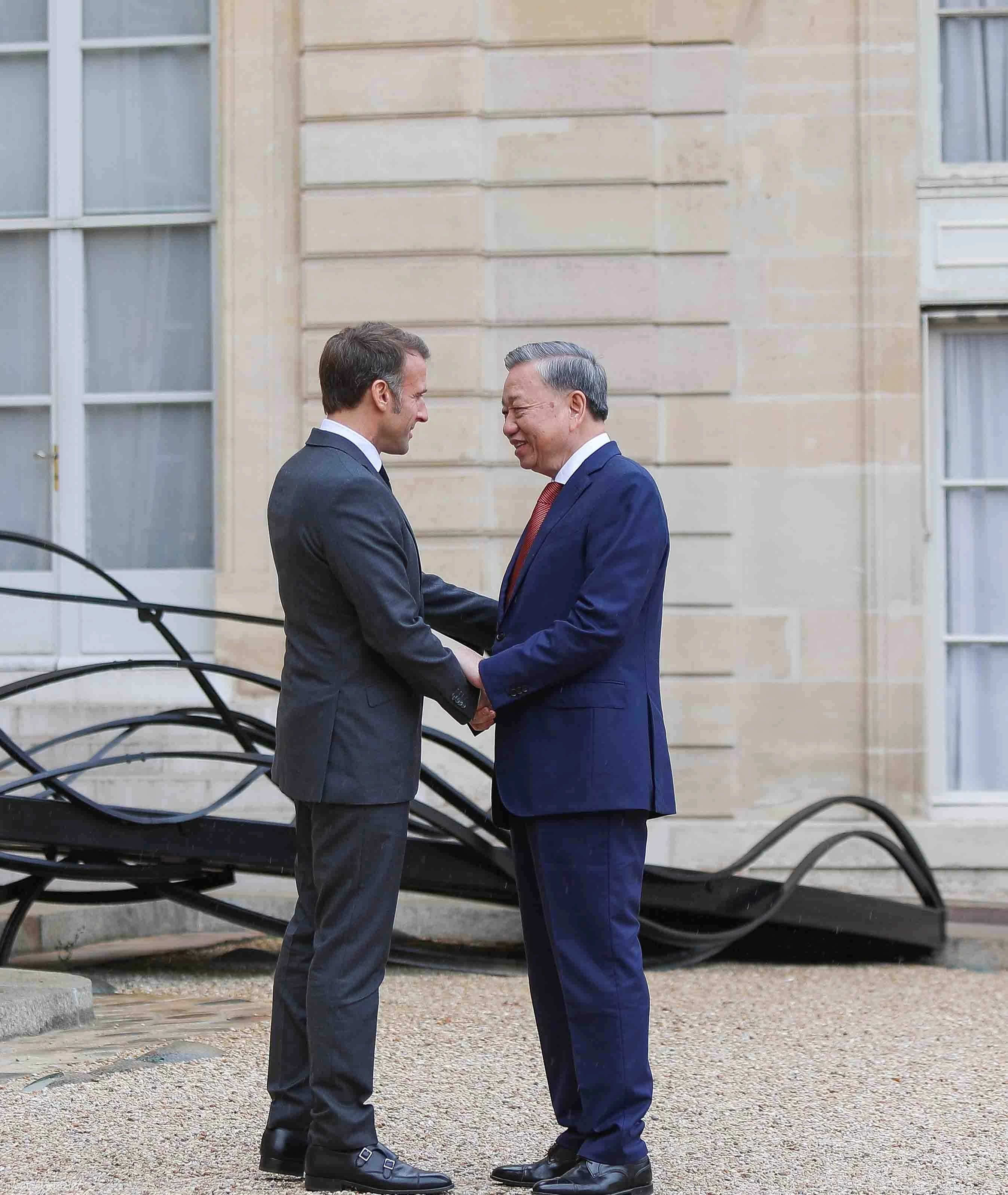Tổng thống Pháp Emmanuel Macron đón và hội đàm với Tổng Bí thư, Chủ tịch nước Tô Lâm Tổng thống Pháp Emmanuel Macron đón và hội đàm với Tổng Bí thư, Chủ tịch nước Tô Lâm