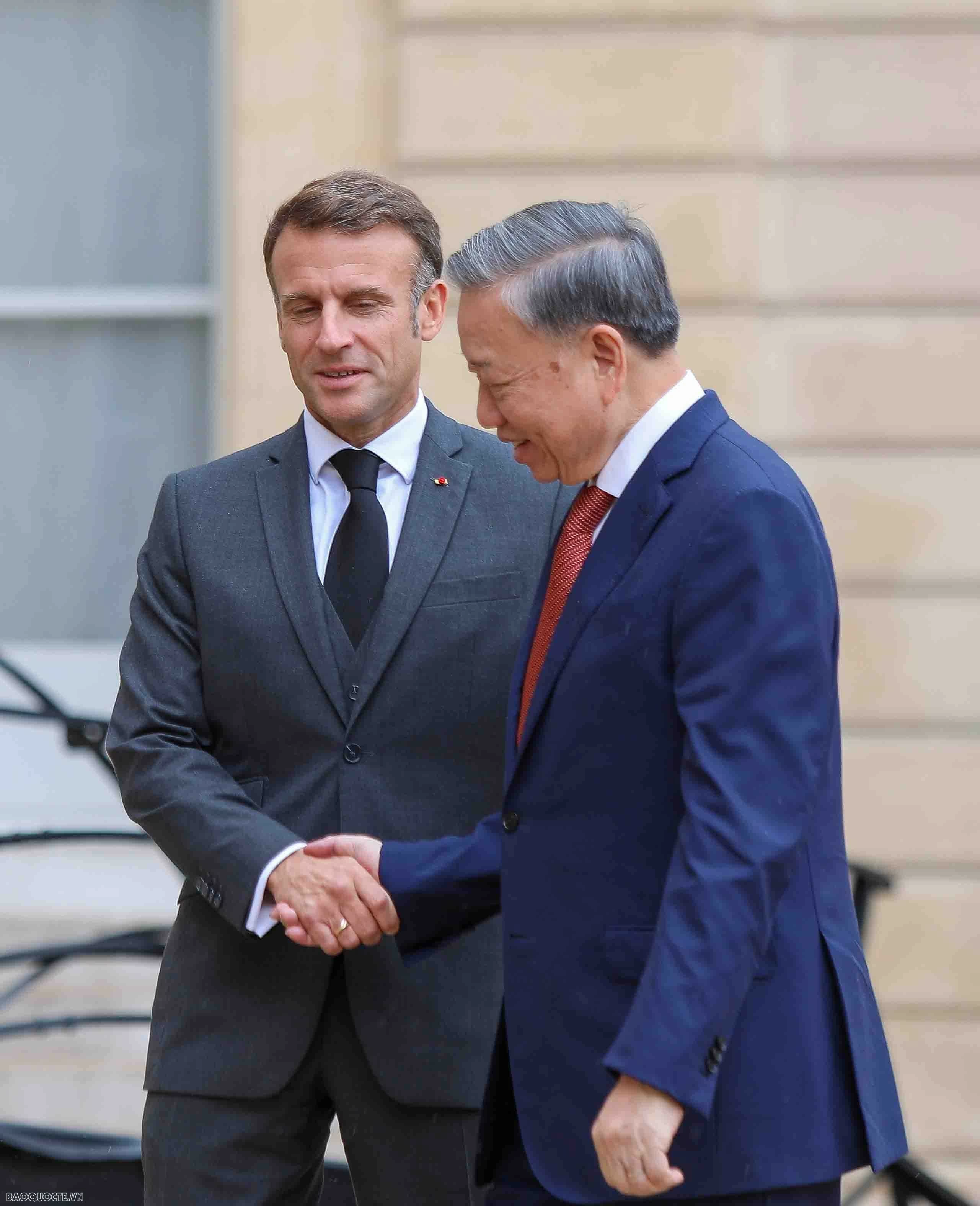 Tổng thống Pháp Emmanuel Macron đón và hội đàm với Tổng Bí thư, Chủ tịch nước Tô Lâm Tổng thống Pháp Emmanuel Macron đón và hội đàm với Tổng Bí thư, Chủ tịch nước Tô Lâm