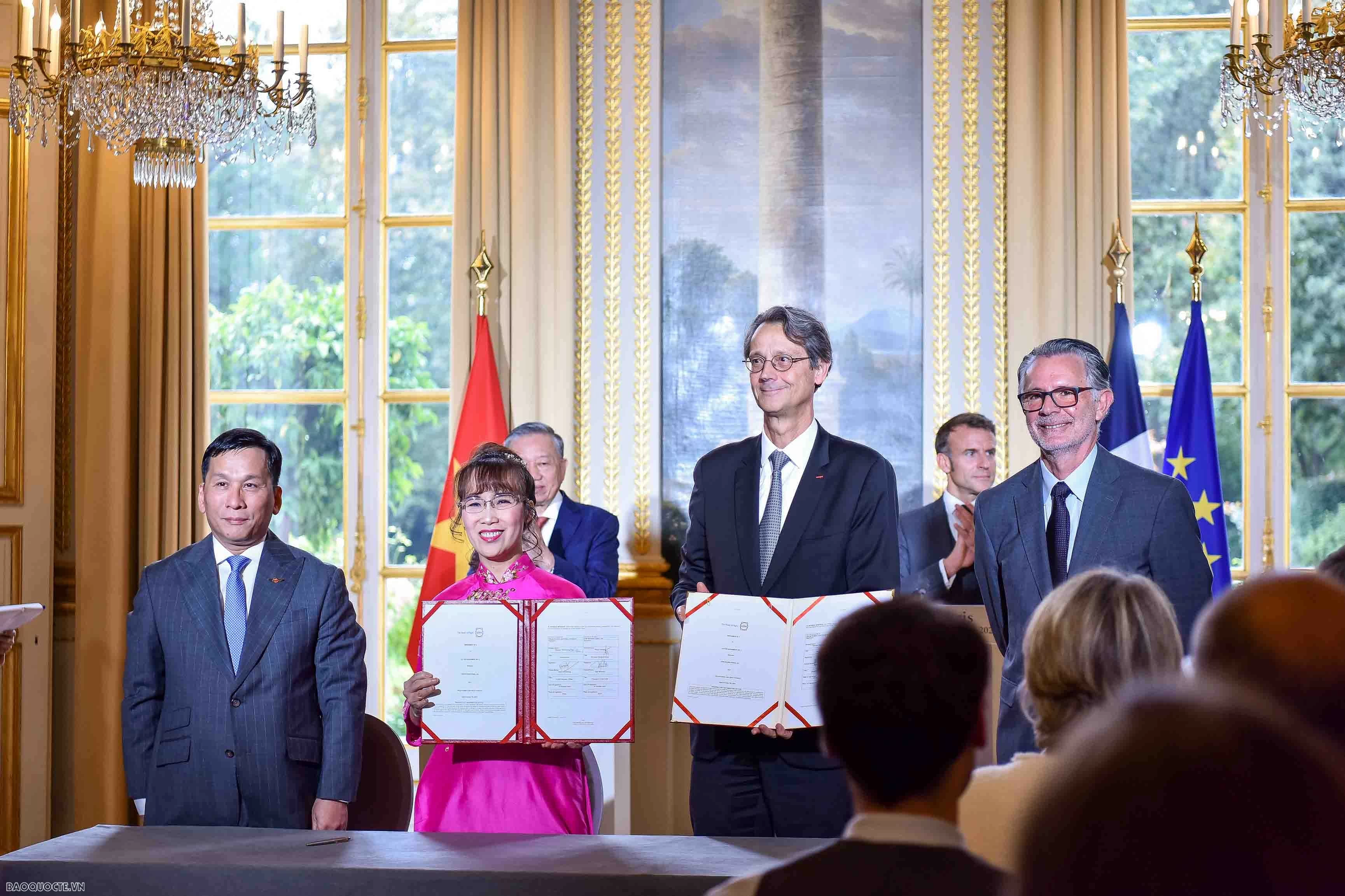 Tổng thống Pháp Emmanuel Macron đón và hội đàm với Tổng Bí thư, Chủ tịch nước Tô Lâm Tổng thống Pháp Emmanuel Macron đón và hội đàm với Tổng Bí thư, Chủ tịch nước Tô Lâm