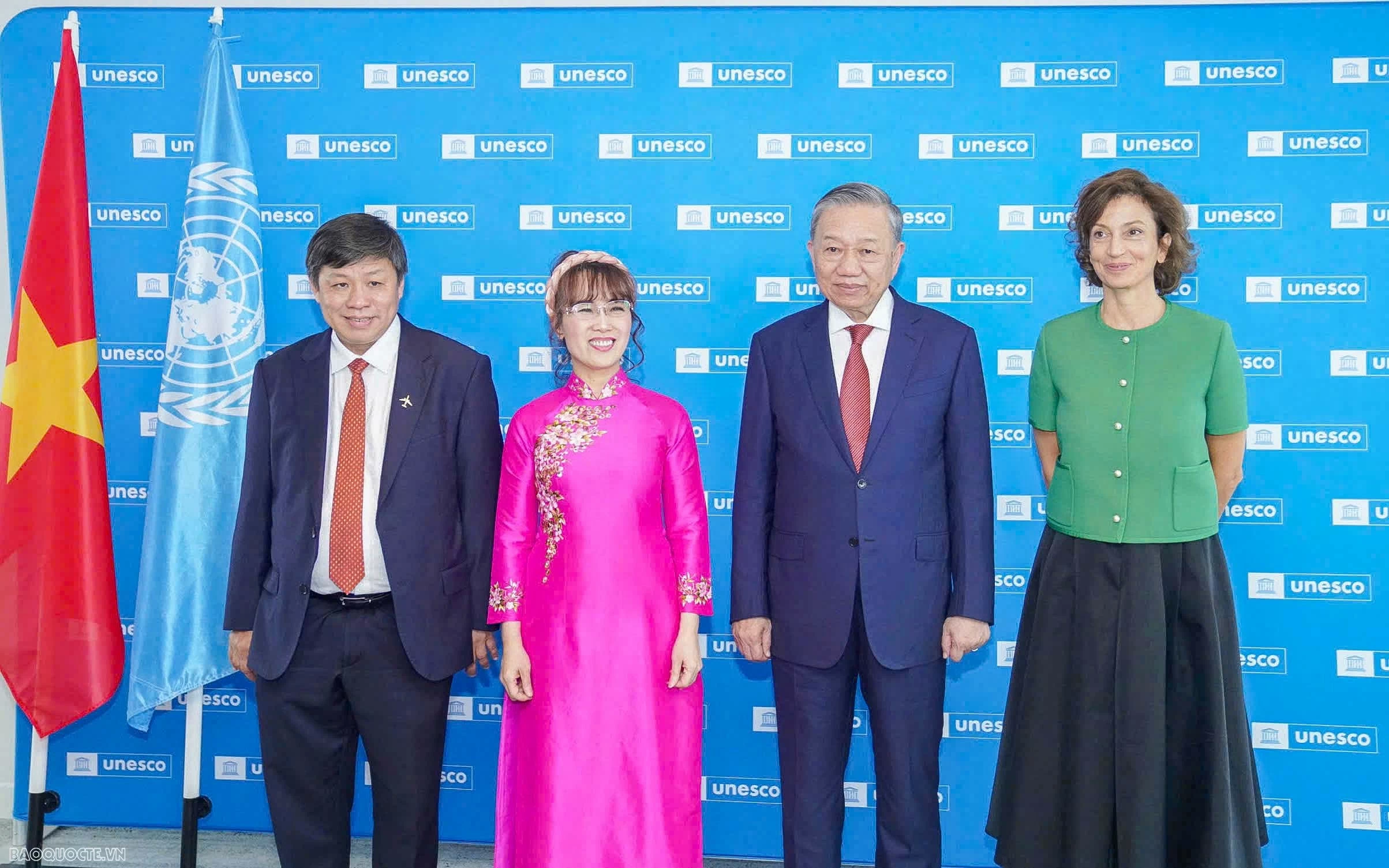 Thăm trụ sở UNESCO Thăm trụ sở UNESCO