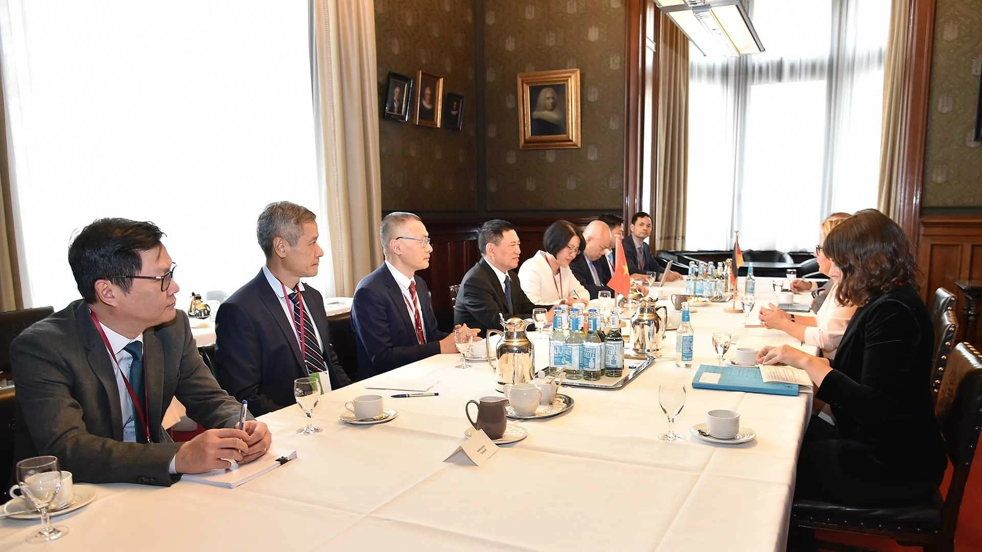 Phó Thủ tướng Hồ Đức Phớc tiếp Bộ trưởng Bộ Hợp tác phát triển Liên bang Đức Phó Thủ tướng Hồ Đức Phớc tiếp Bộ trưởng Bộ Hợp tác phát triển Liên bang Đức