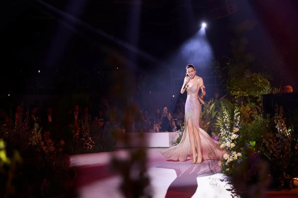 Ca sĩ Hồ Ngọc Hà Ca sĩ Hồ Ngọc Hà