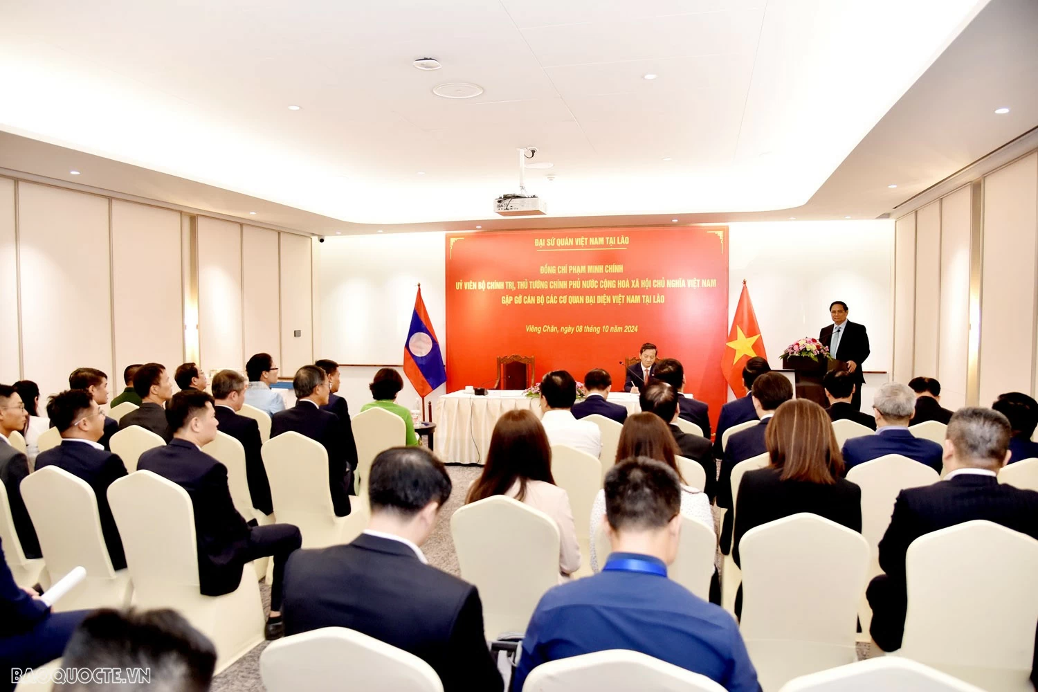Thủ tướng Phạm Minh Chính gặp mặt các cơ quan đại diện Việt Nam tại Lào Thủ tướng Phạm Minh Chính gặp mặt các cơ quan đại diện Việt Nam tại Lào