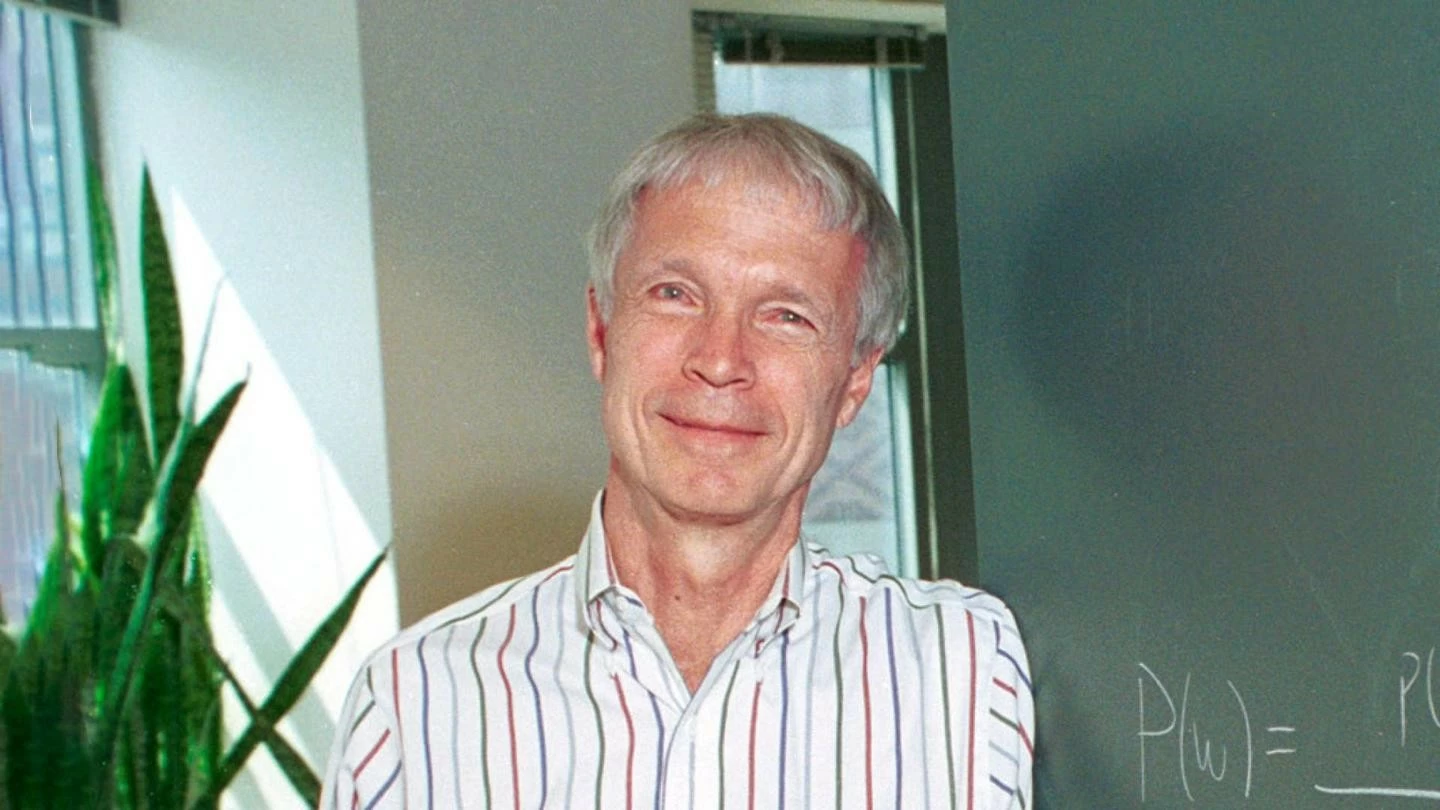 Biết gì về 'bố già AI' và 'ông trùm mạng Hopfield' vừa trở thành chủ nhân giải Nobel Vật lý 2024? Biết gì về 'bố già AI' và 'ông trùm mạng Hopfield' vừa trở thành chủ nhân giải Nobel Vật lý 2024?