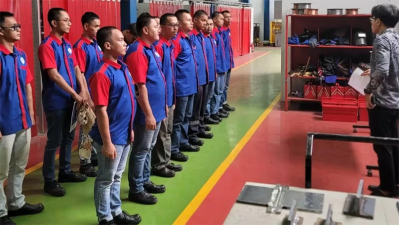 Hàn Quốc bắt đầu đào tạo công nhân về kỹ năng đóng tàu tại Indonesia vào tháng 8 này. Hàn Quốc bắt đầu đào tạo công nhân về kỹ năng đóng tàu tại Indonesia vào tháng 8 này.