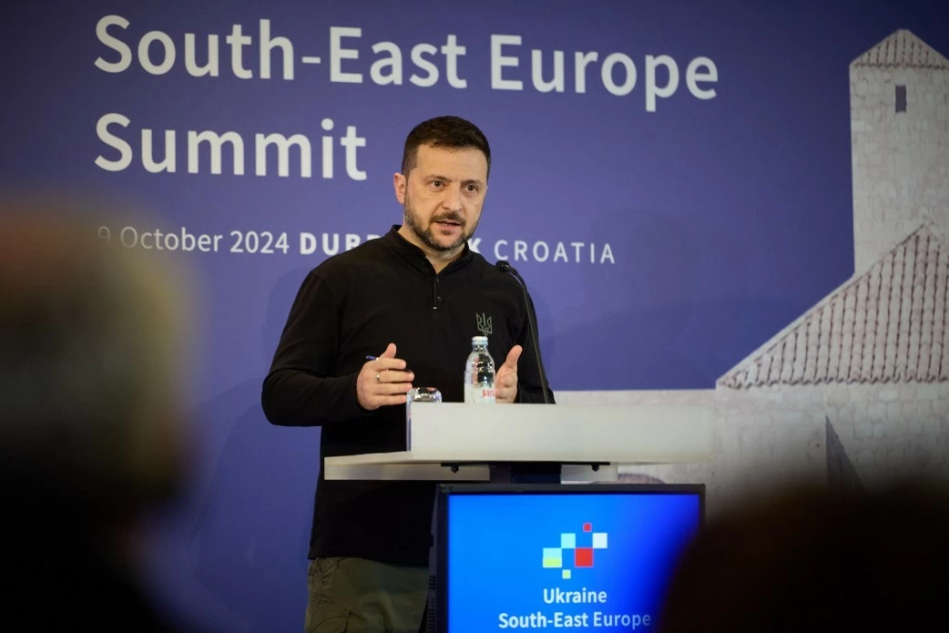 Tình hình Ukraine: Ông Zelensky tự tin sẽ tống xung đột xuống 'mồ' vào vài tháng tới, tìm kiếm sự hậu thuẫn từ Pháp, Mỹ cứng rắn cự tuyệt yêu cầu của Tình hình Ukraine: Ông Zelensky tự tin sẽ tống xung đột xuống 'mồ' vào vài tháng tới, tìm kiếm sự hậu thuẫn từ Pháp, Mỹ cứng rắn cự tuyệt yêu cầu của