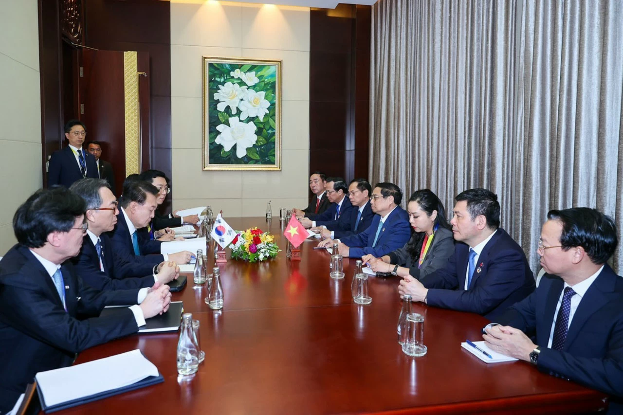 Thủ tướng Chính phủ Phạm Minh Chính hội kiến Tổng thống Hàn Quốc Yoon Suk-yeol Thủ tướng Chính phủ Phạm Minh Chính hội kiến Tổng thống Hàn Quốc Yoon Suk Yeol