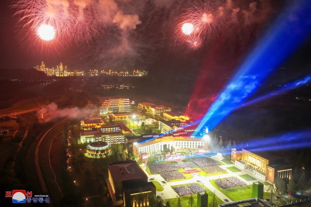 Triều Tiên kỷ niệm 79 năm thành lập đảng Lao động: Sự hiện diện nổi bật của Nga, không diễu binh, không phô diễn vũ khí Triều Tiên kỷ niệm 79 năm thành lập đảng Lao động: Sự hiện diện nổi bật của Nga, không diễu binh, không phô diễn vũ khí