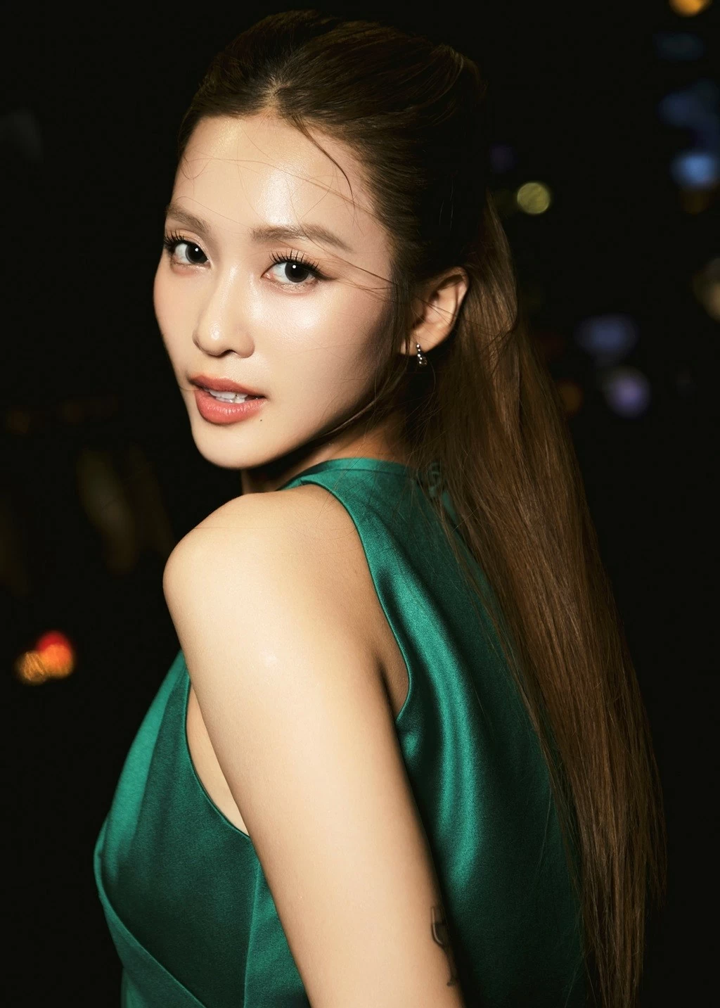 Khả Ngân Đời thường xinh đẹp, rạng rỡ của diễn viên Khả Ngân