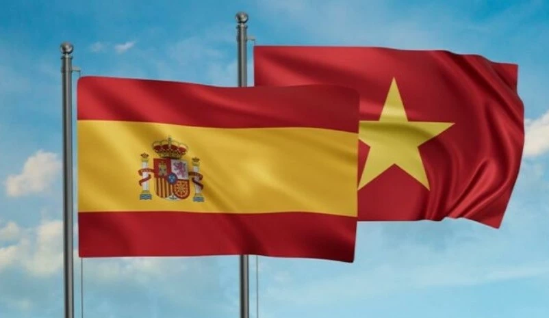 Điện mừng kỷ niệm Quốc khánh Tây Ban Nha Điện mừng kỷ niệm Quốc khánh Tây Ban Nha