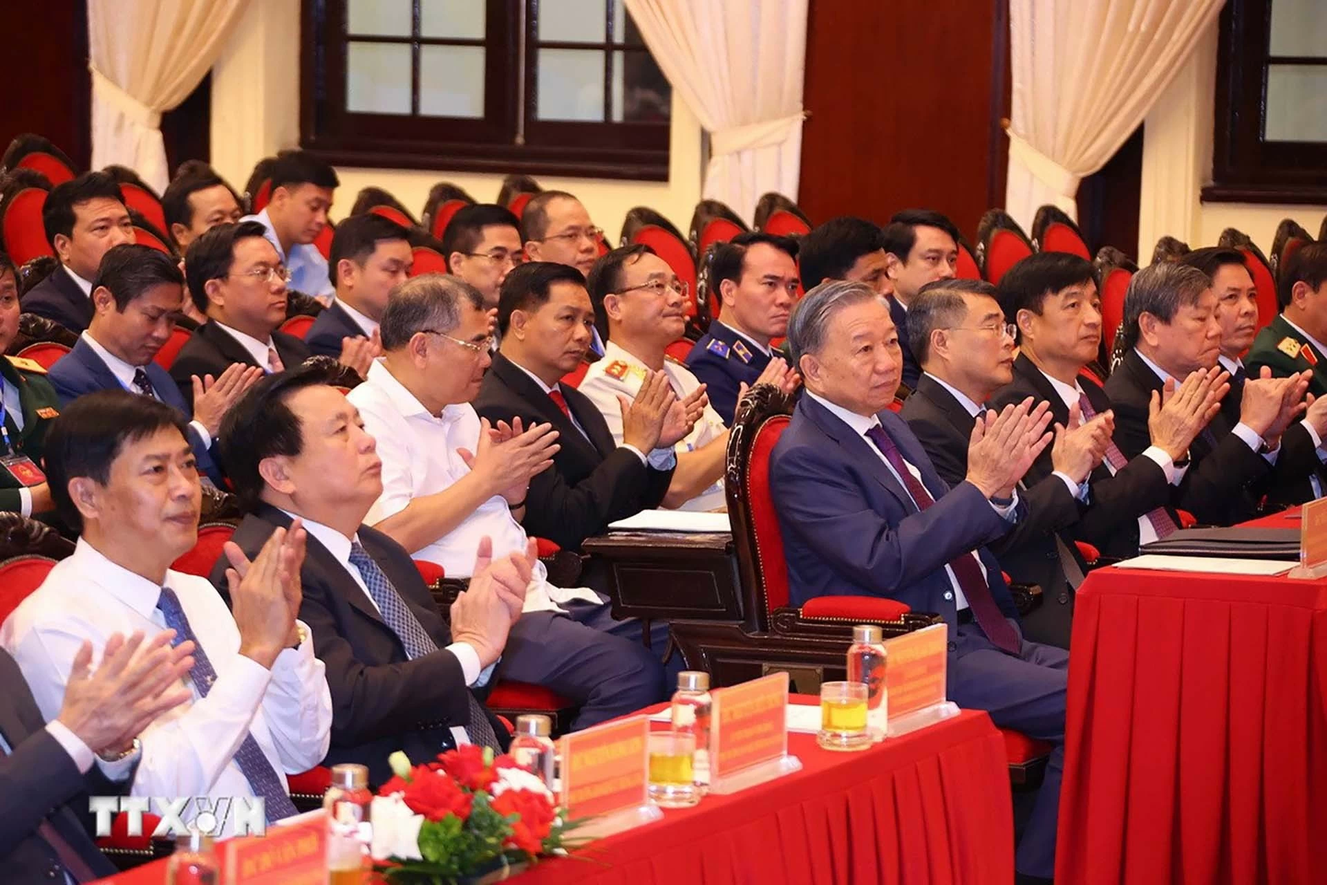 Tổng Bí thư, Chủ tịch nước Tô Lâm dự khai giảng lớp bồi dưỡng cán bộ quy hoạch Ủy viên Trung ương Đảng khóa XIV Tổng Bí thư, Chủ tịch nước Tô Lâm dự khai giảng lớp bồi dưỡng cán bộ quy hoạch Ủy viên Trung ương Đảng khóa XIV