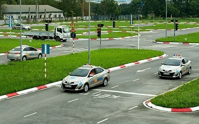 Số giờ đào tạo bằng lái xe A1, A2, A3, A4, B1, B2, C mới nhất năm 2024 Số giờ đào tạo giấy phép lái xe A1, A2, A3, A4, B1, B2, C mới nhất năm 2024