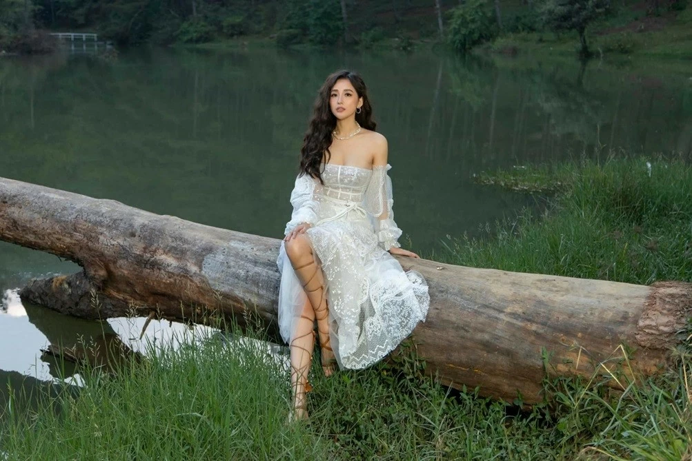 Hoa hậu Mai Phương Thúy Hoa hậu Mai Phương Thúy