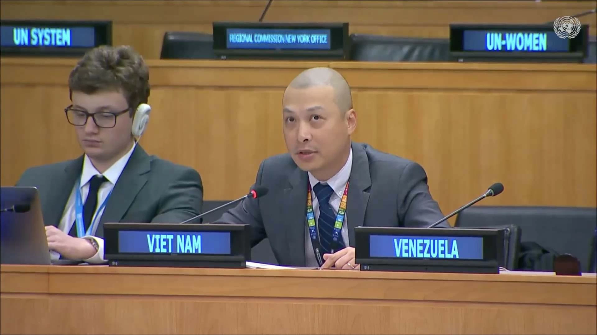 Việt Nam kêu gọi thiết lập diễn đàn toàn cầu để chia sẻ kinh nghiệm và thúc đẩy công nghệ xanh Việt Nam kêu gọi thiết lập diễn đàn toàn cầu để chia sẻ kinh nghiệm và thúc đẩy công nghệ xanh