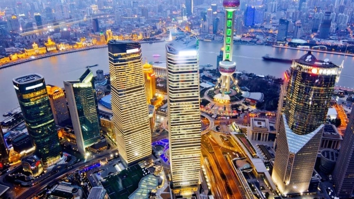 Điểm tin thế giới sáng 24/3: UAE hứa đầu tư 1.400 tỷ USD vào Mỹ, 'tấm vé EU' của Ukraine gặp khó, Bộ trưởng Nội vụ Peru mất ghế