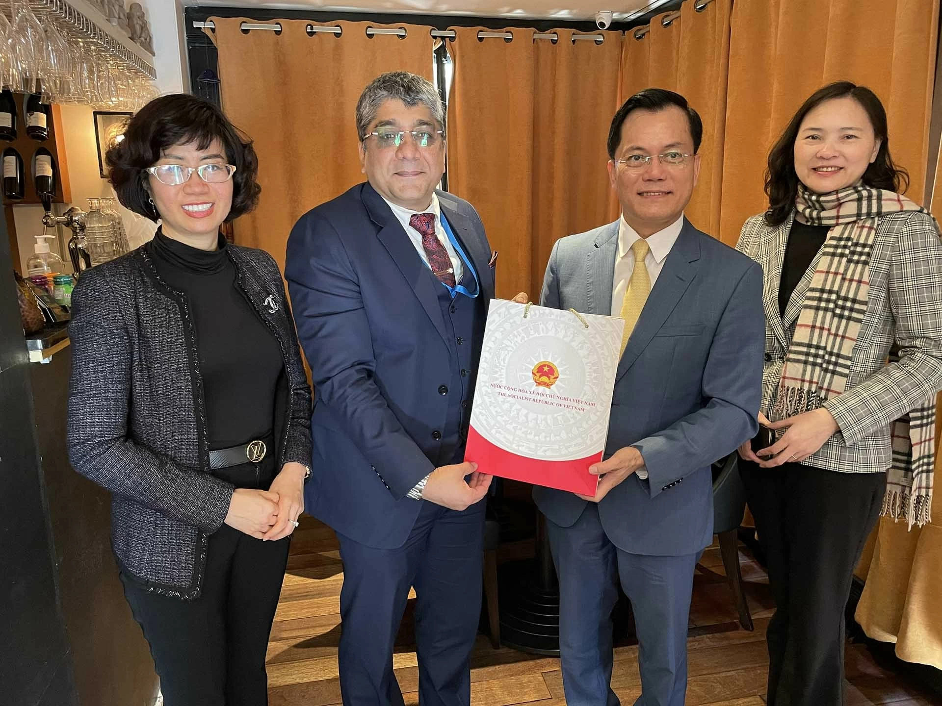 Việt Nam là đối tác chiến lược, tin cậy, trách nhiệm của UNESCO Việt Nam là đối tác chiến lược, tin cậy, trách nhiệm của UNESCO