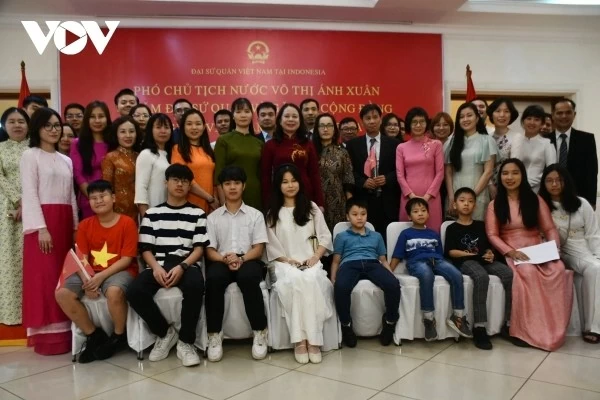 Cộng đồng người Việt Nam tại Indonesia cần tiếp tục phát huy hiệu quả, đóng góp vào sự phát triển chung của đất nước Cộng đồng người Việt Nam tại Indonesia cần tiếp tục phát huy hiệu quả, đóng góp vào sự phát triển chung của đất nước