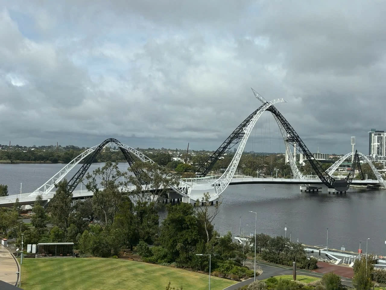 Sân vận động Optus: Không chỉ là biểu tượng văn hóa và thể thao… Sân vận động Optus: Không chỉ là biểu tượng văn hóa và thể thao…