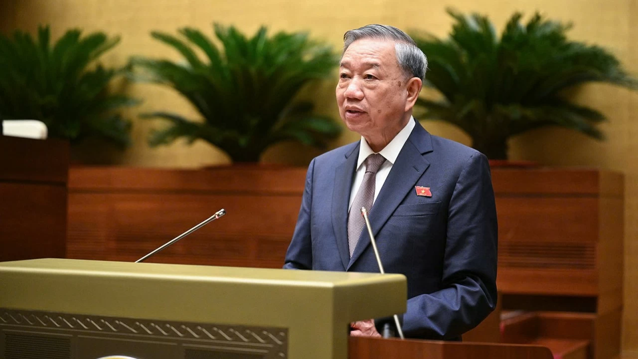 Quốc hội thực hiện 3 đổi mới để đáp ứng yêu cầu phát triển của đất nước trong kỷ nguyên mới Quốc hội thực hiện 3 đổi mới để đáp ứng yêu cầu phát triển của đất nước trong kỷ nguyên mới