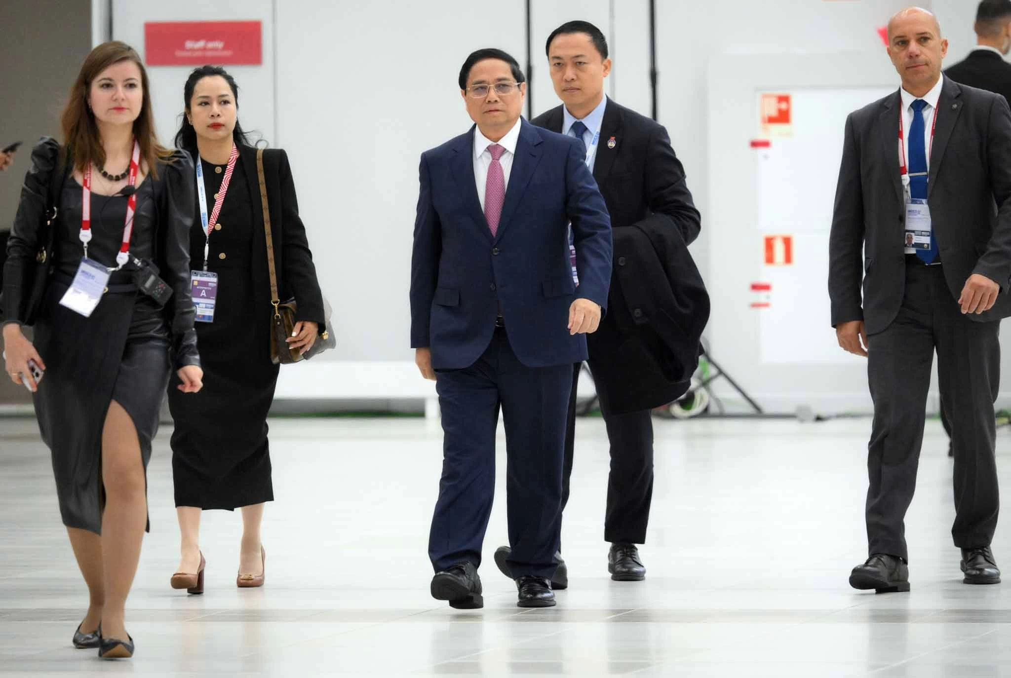 Thủ tướng đề xuất 5 kết nối chiến lược tại Hội nghị các nhà lãnh đạo BRICS mở rộng Thủ tướng đề xuất 5 kết nối chiến lược tại Hội nghị các nhà lãnh đạo BRICS mở rộng