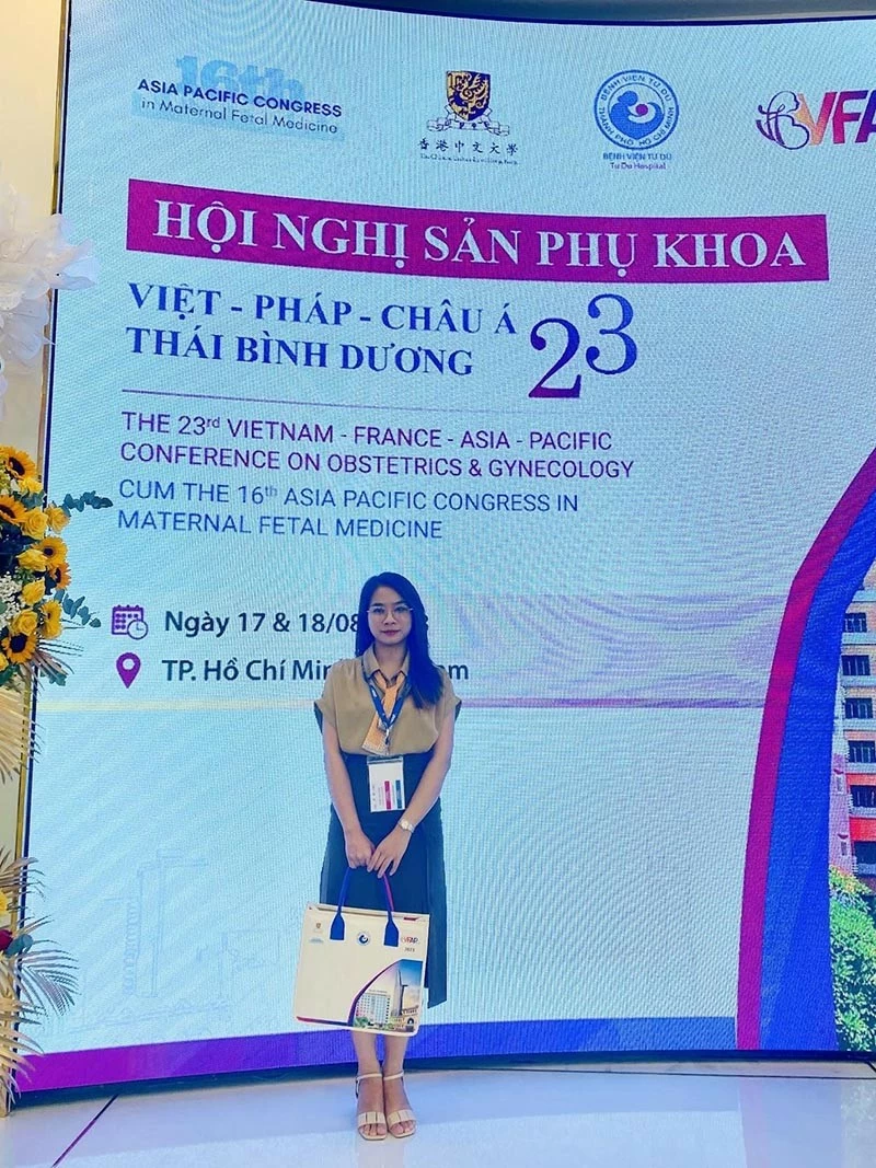 Biến mạng xã hội thành nền tảng chăm sóc sức khỏe thời 4.0 - Chia sẻ từ Dược sĩ Lê Giang Biến mạng xã hội thành nền tảng chăm sóc sức khỏe thời 4.0 - Chia sẻ từ Dược sĩ Lê Giang