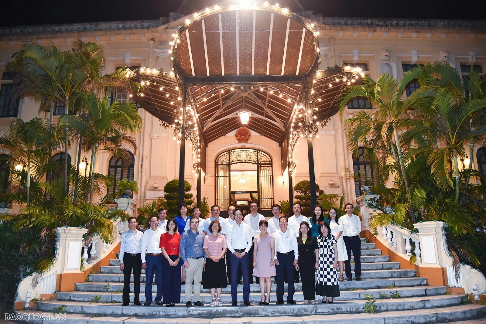 Chương trình cập nhật các vấn đề quốc tế và chính sách đối ngoại Việt Nam dành cho lãnh đạo địa phương Chương trình cập nhật các vấn đề quốc tế và chính sách đối ngoại Việt Nam dành cho lãnh đạo địa phương