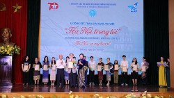 Giải Đặc biệt cuộc thi về tình yêu Thủ đô: Giáo sư Hàn Quốc viết 'Hà Nội là sao vàng trong tôi'