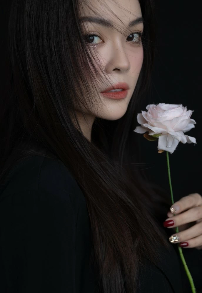 Diễn viên Dương Cẩm Lynh khoe nhan sắc mặn mà Diễn viên Dương Cẩm Lynh khoe nhan sắc mặn mà