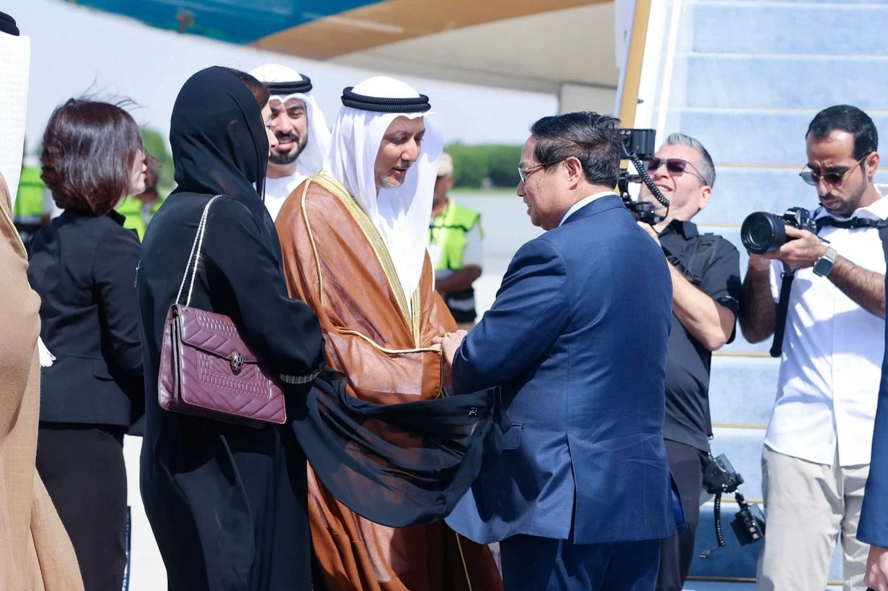 Thủ tướng Phạm Minh Chính kết thúc chuyến thăm chính thức UAE Thủ tướng Phạm Minh Chính kết thúc chuyến thăm chính thức UAE