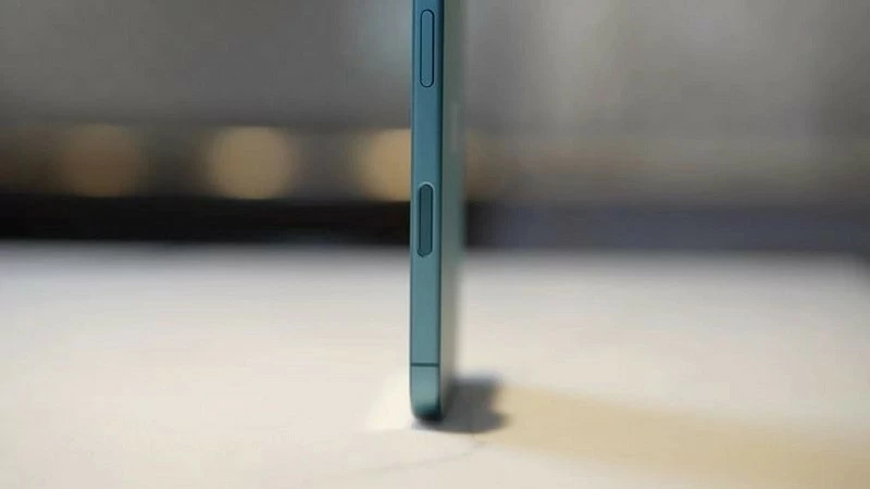 iOS 18.1 bổ sung thêm tính năng cho phím Camera Control iOS 18.1 bổ sung thêm tính năng cho phím Camera Control