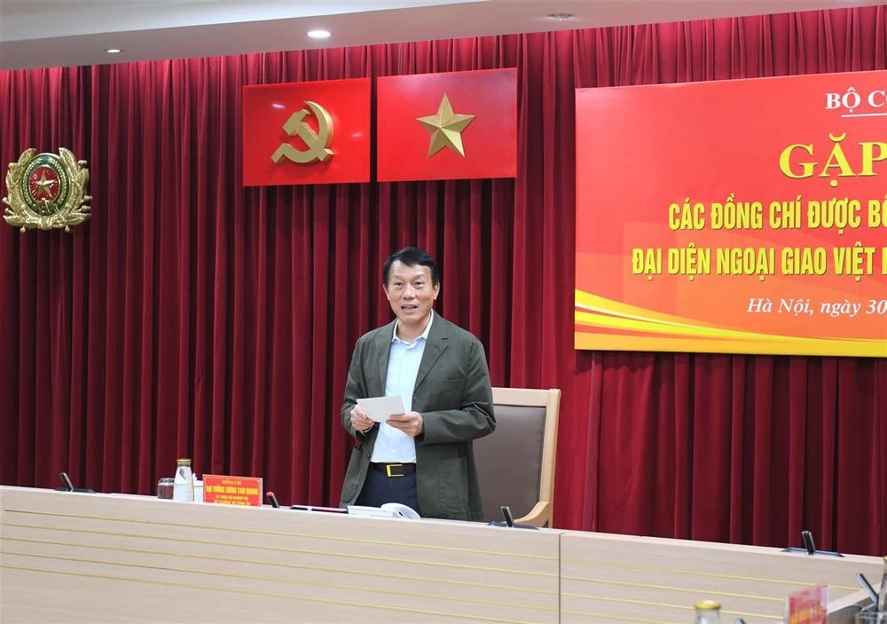 Bộ trưởng Lương Tam Quang phát biểu tại buổi gặp mặt. (Nguồn: Bộ Công an) Bộ trưởng Lương Tam Quang phát biểu tại buổi gặp mặt. (Nguồn: Bộ Công an)