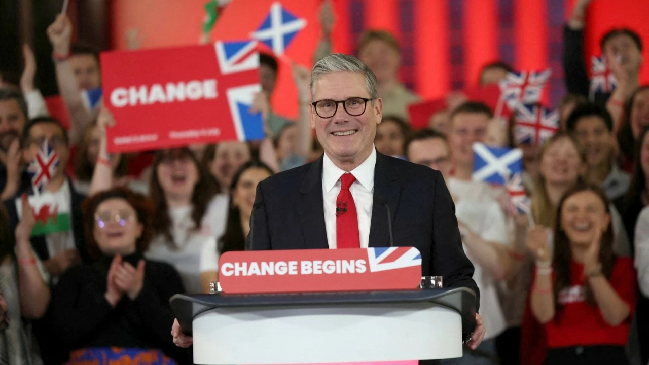 Quan hệ Mỹ-Anh hậu bầu cử: Hai ngã rẽ trước chân trời mới Quan hệ Mỹ-Anh hậu bầu cử: Hai ngã rẽ trước chân trời mới