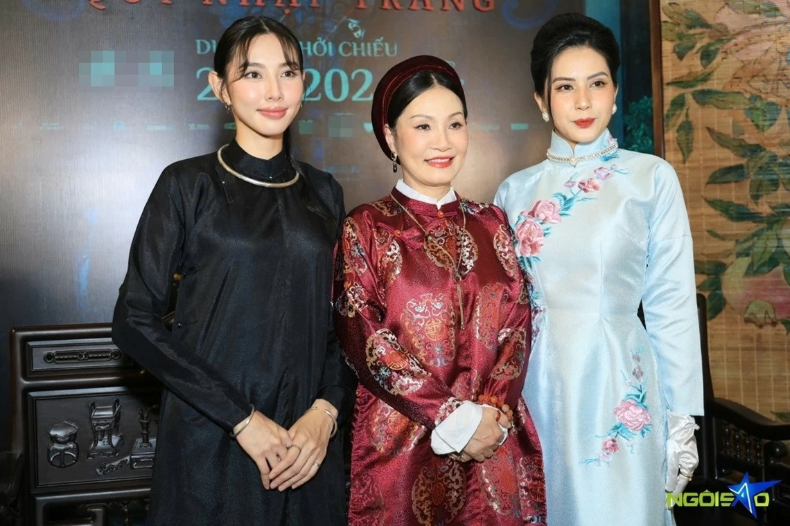 Trong phim Hoa hậu Thùy Tiên và dàn diễn viên chính dự ra mắt phim 'Linh miêu: Quỷ nhập tràng'