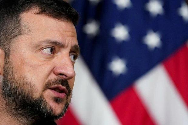 Tình hình Ukraine: Mỹ thừa nhận 'Kế hoạch chiến thắng' của ông Zelensky khiến NATO lo ngại, Kiev phàn nàn mới nhận 1/10 tài trợ của Washington Tình hình Ukraine: Mỹ thừa nhận 'Kế hoạch chiến thắng' của ông Zelensky khiến NATO lo ngại, Kiev phàn nàn mới nhận 1/10 tài trợ của Washington