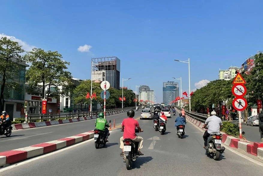 Chuyển đổi số - tạo sức bật mới cho phát triển đô thị Hà Nội Chuyển đổi số - tạo sức bật mới cho phát triển đô thị Hà Nội