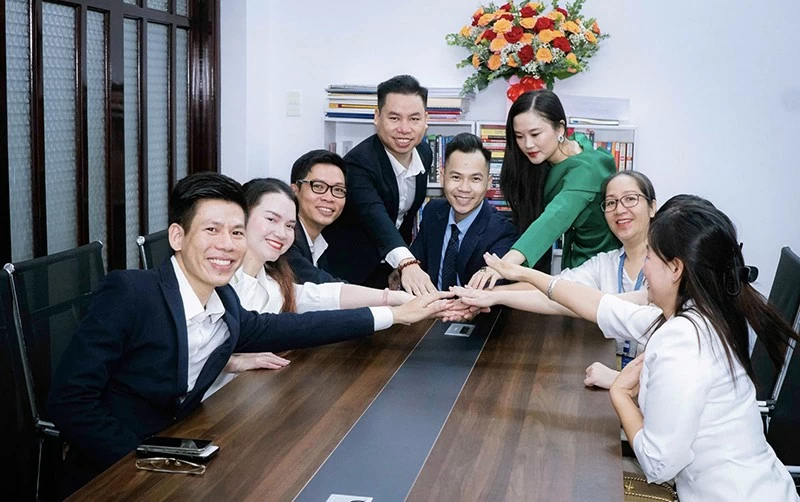 Đội ngũ nhân sự MindTalk Talent. Đội ngũ nhân sự MindTalk Talent.