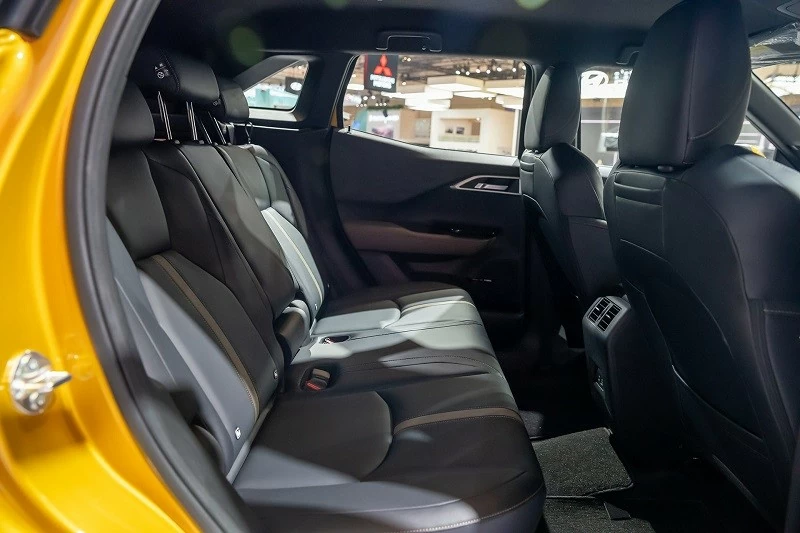 Khoang ghế sau của Xforce khá rộng rãi Khoang ghế sau của Xforce khá rộng rãi