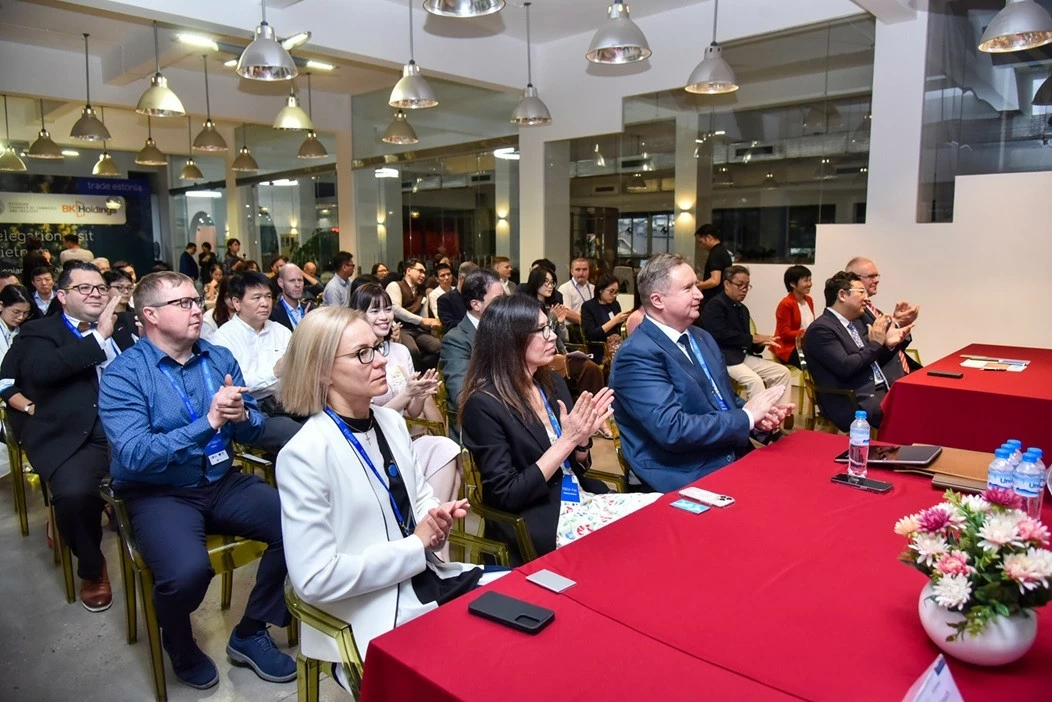 Việt Nam - Estonia Việt Nam - Estonia