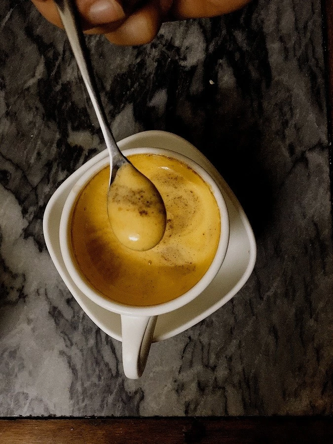 Cà phê trứng – thức quà tinh tế, chi chút của người Hà Nội Cà phê trứng - thức quà tinh tế, lắng sâu, thi vị của người Hà Nội