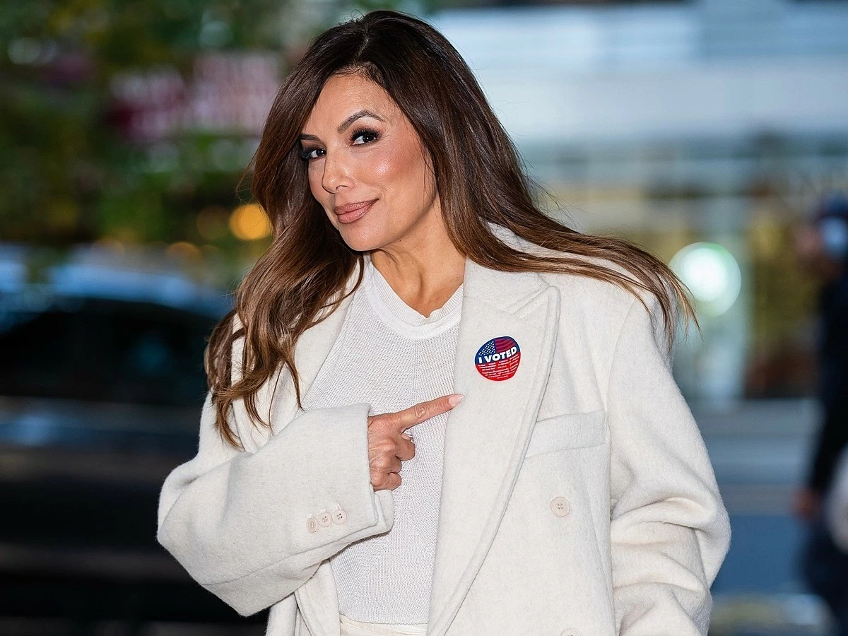 Dàn sao Hollywood đi bầu tổng thống Mỹ Dàn sao Hollywood đi bầu tổng thống Mỹ