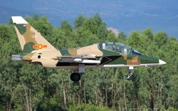 Đại tướng Phan Văn Giang khen ngợi hai phi công xử lý kịp thời bất trắc khi điều khiển máy bay Yak-130