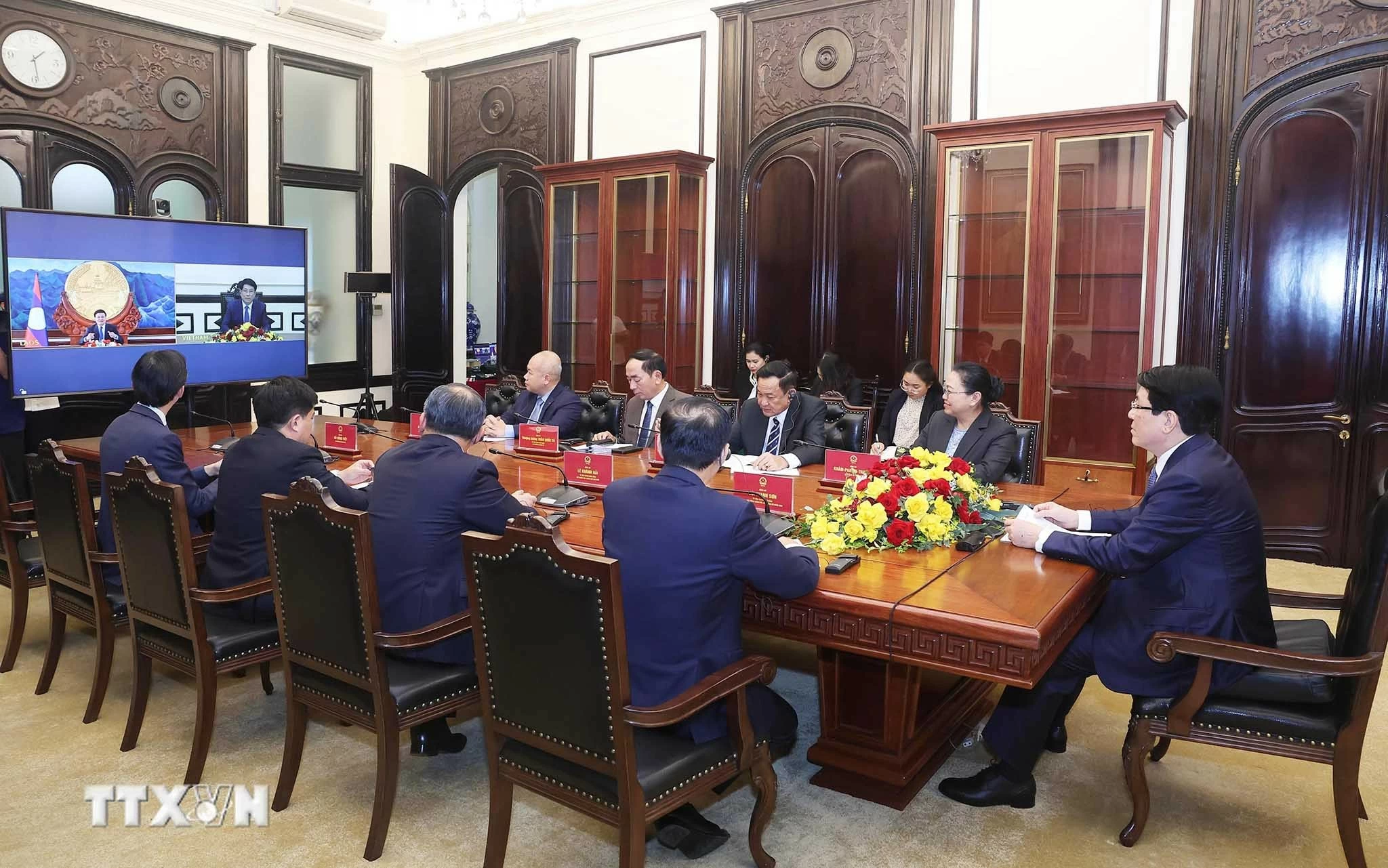 Chủ tịch nước Lương Cường hội đàm trực tuyến với Tổng Bí thư, Chủ tịch nước Lào Chủ tịch nước Lương Cường hội đàm trực tuyến với Tổng Bí thư, Chủ tịch nước Lào