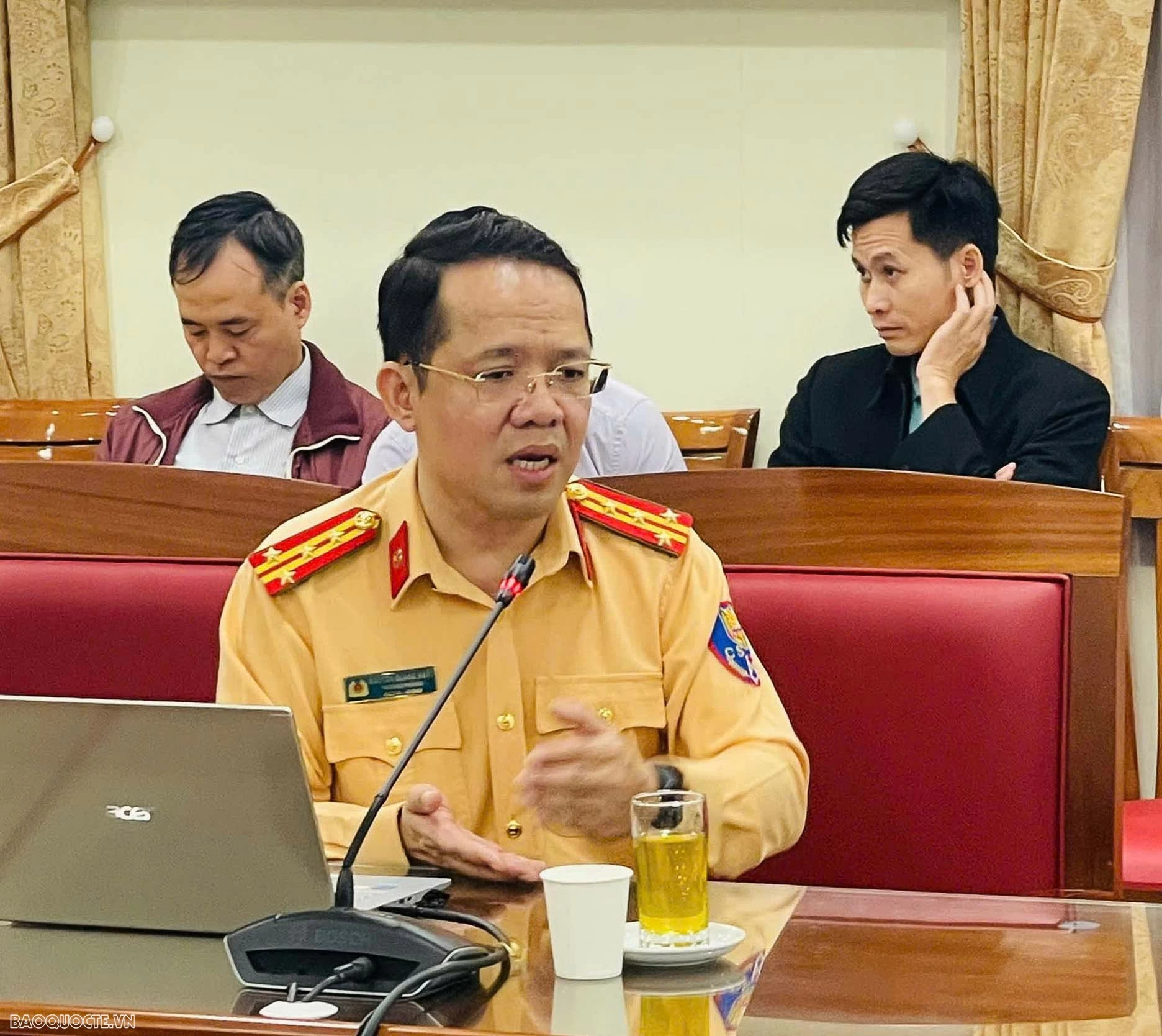 Cập nhật quy định về an toàn đường bộ cho cán bộ, nhân viên Bộ Ngoại giao Hội nghị quán triệt, cập nhật quy định về an toàn giao thông đường bộ cho cán bộ, nhân viên Bộ Ngoại giao