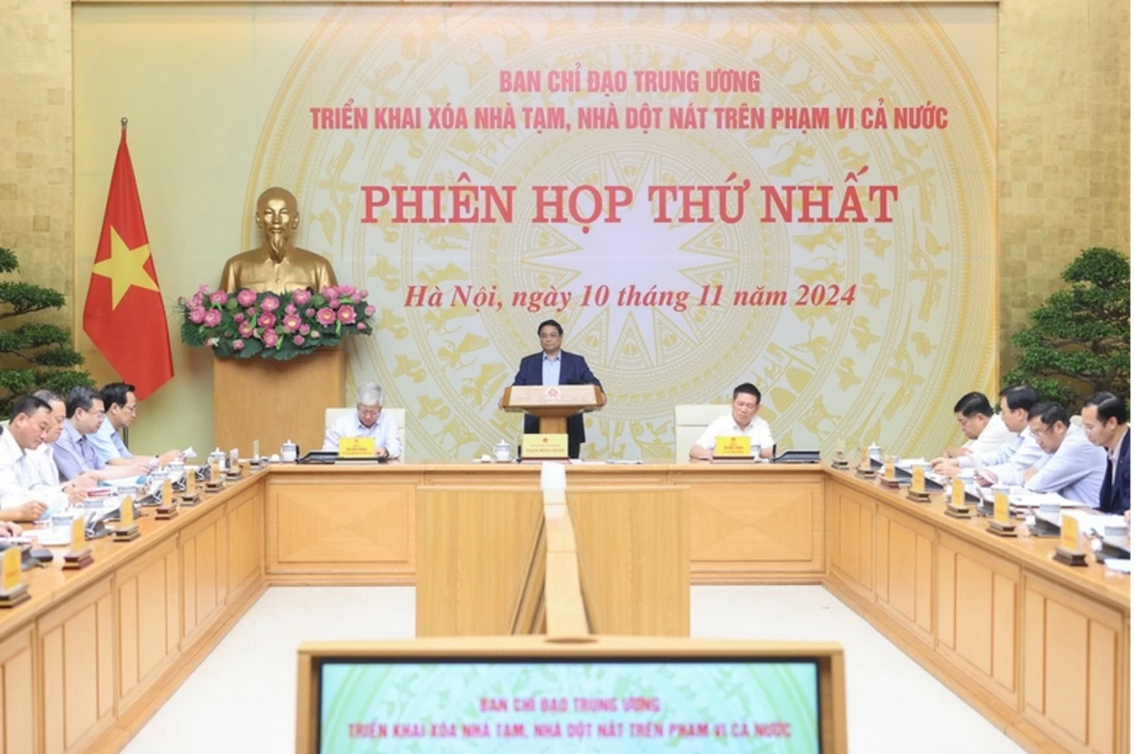 Thủ tướng Phạm Minh Chính, Trưởng Ban Chỉ đạo Trung ương triển khai xoá nhà tạm, nhà dột nát trên phạm vi cả nước chủ trì phiên họp thứ nhất của Ban Chỉ đạo - Ảnh: VGP/Nhật Bắc Thủ tướng Phạm Minh Chính, Trưởng Ban Chỉ đạo Trung ương triển khai xoá nhà tạm, nhà dột nát trên phạm vi cả nước chủ trì phiên họp thứ nhất của Ban Chỉ đạo - Ảnh: VGP/Nhật Bắc