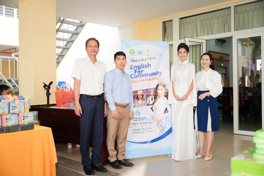 Hoa hậu Nguyễn Thanh Hà lan tỏa thông điệp tích cực, kêu gọi chủ doanh nghiệp phát triển kinh tế xanh Hoa hậu Nguyễn Thanh Hà lan tỏa thông điệp tích cực, kêu gọi chủ doanh nghiệp phát triển kinh tế xanh