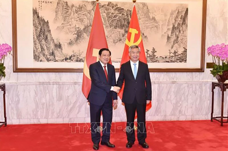 Đoàn đại biểu Đảng Cộng sản Việt Nam thăm và làm việc tại Trung Quốc Đoàn đại biểu Đảng Cộng sản Việt Nam thăm và làm việc tại Trung Quốc