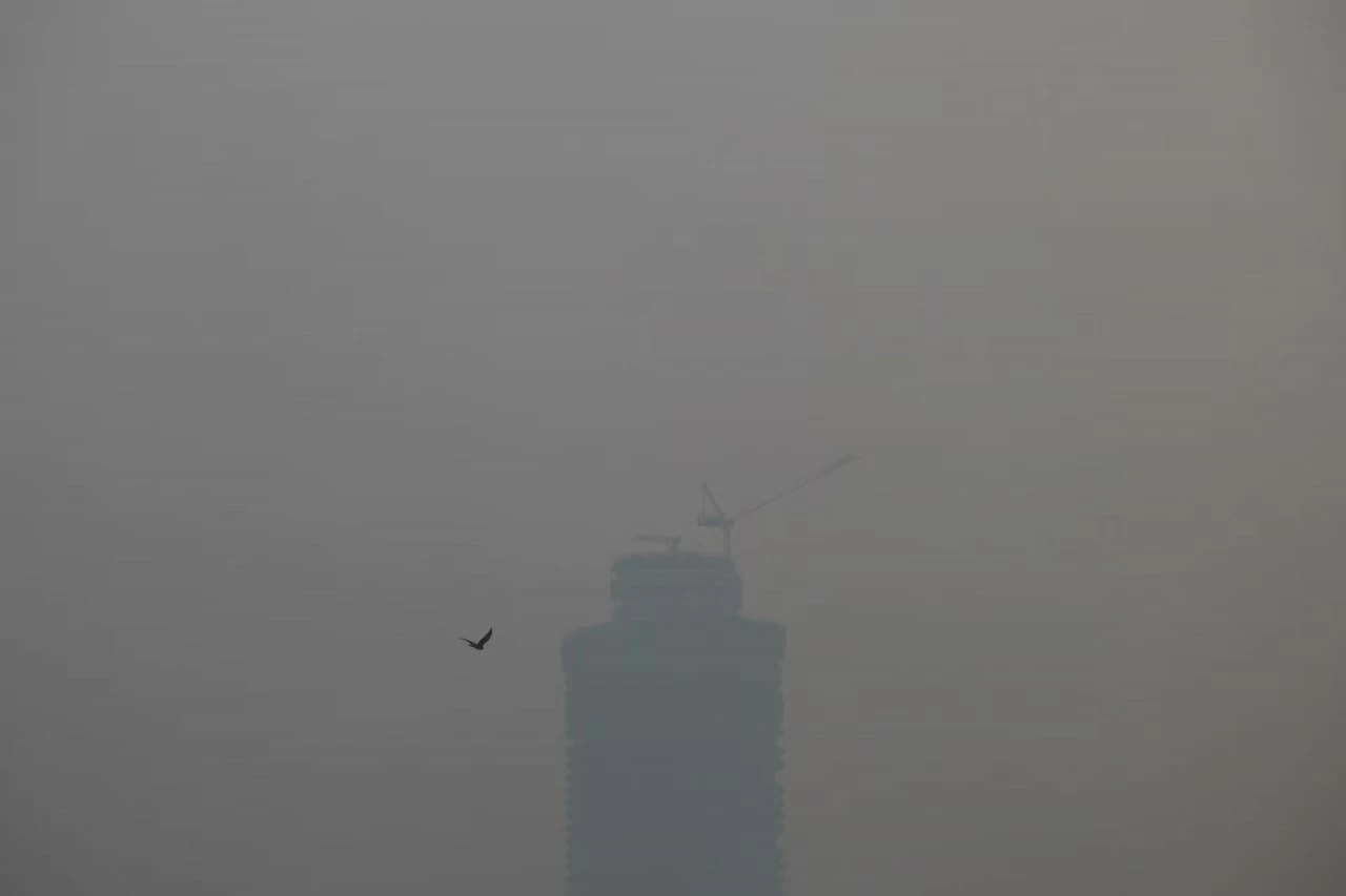 Ấn Độ: Thủ đô Delhi mờ mịt do ô nhiễm không khí nghiêm trọng Ấn Độ: Thủ đô Delhi mờ mịt do ô nhiễm không khí nghiêm trọng