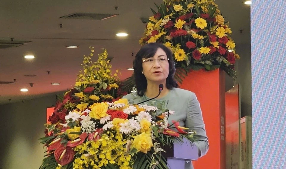 Lần đầu Lần đầu