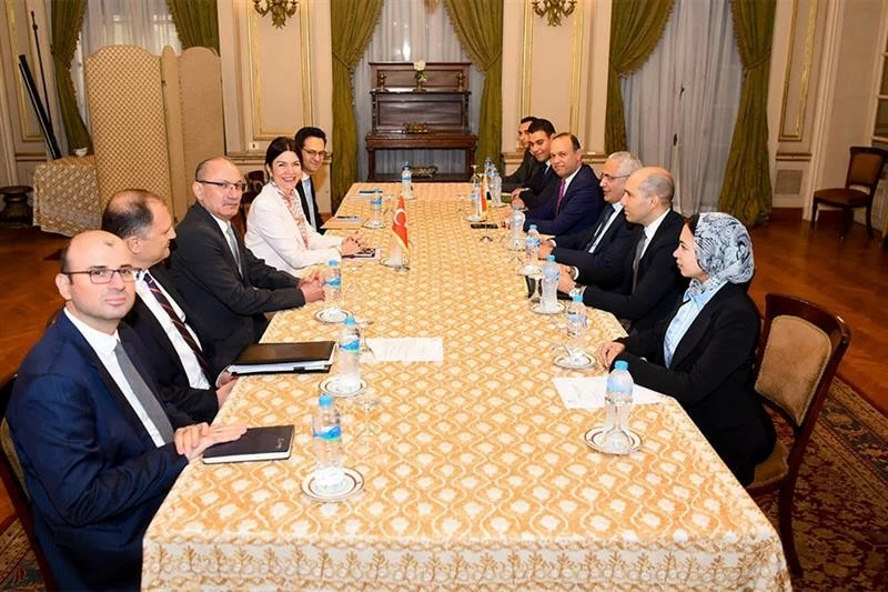 Điểm tin thế giới sáng 15/11: Thái Lan khởi động dự án 'Sầu riêng số', Nga duy trì hiện diện hải quân, đảng Cộng hòa 'chiếm' Hạ viện Mỹ Điểm tin thế giới sáng 15/11: Thái Lan khởi động dự án 'Sầu riêng số', Nga duy trì hiện diện hải quân, đảng Cộng hòa 'chiếm' Hạ viện Mỹ